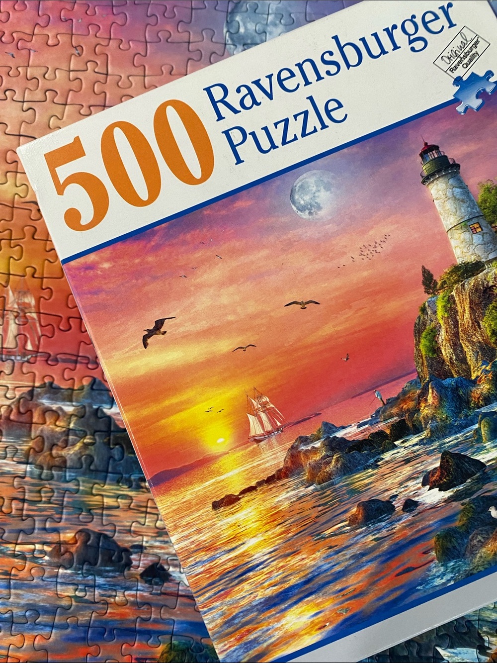 Ravensburger 500 piece puzzle “Lighthouse at Sunset” jigsaw gradient sky